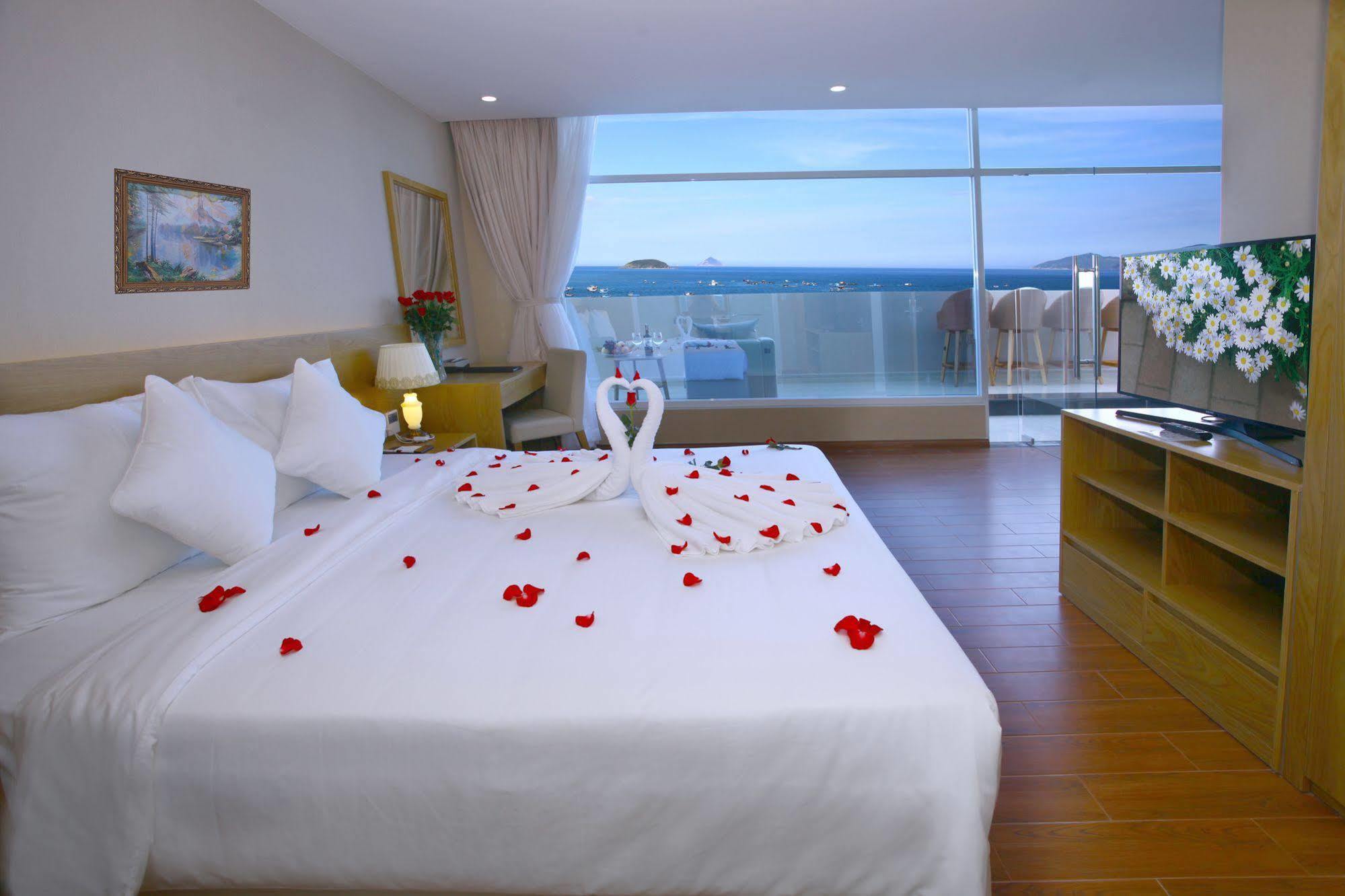Tri Giao Hotel На Транг Екстериор снимка