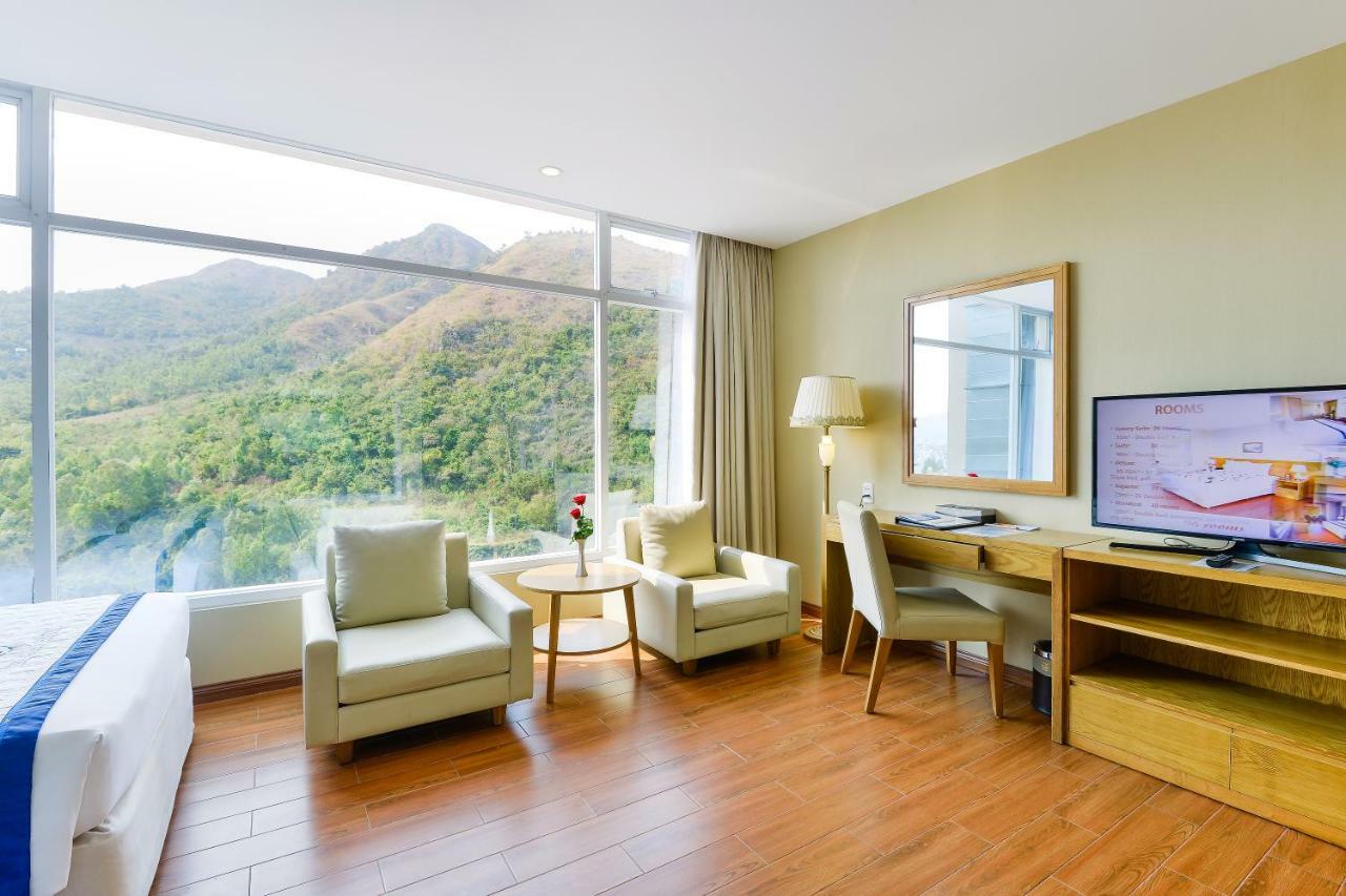 Tri Giao Hotel На Транг Екстериор снимка