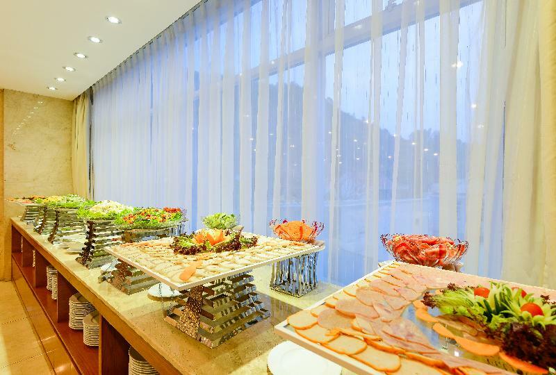Tri Giao Hotel На Транг Екстериор снимка
